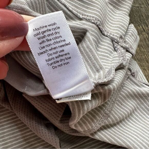 Athleta Striped Modern Metro Midtown Tennis Golf Outdoors Skort Size XX-Small - Picture 9 of 11